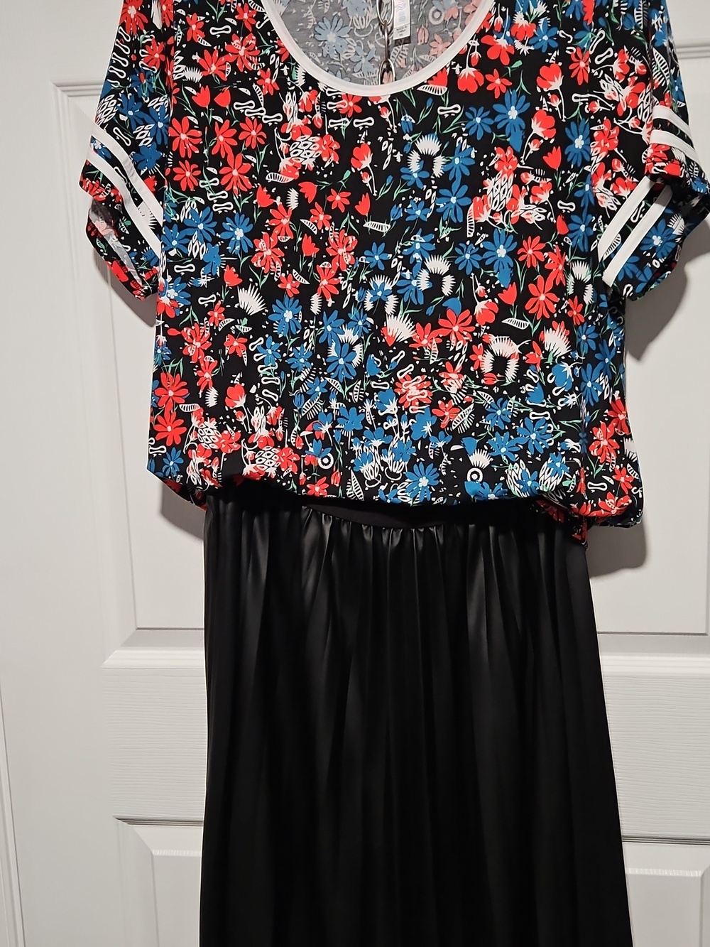 torrid Black Pleated Midi Skirt with Elastic Waistband